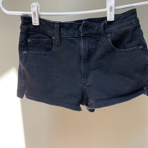 American eagle black shorts